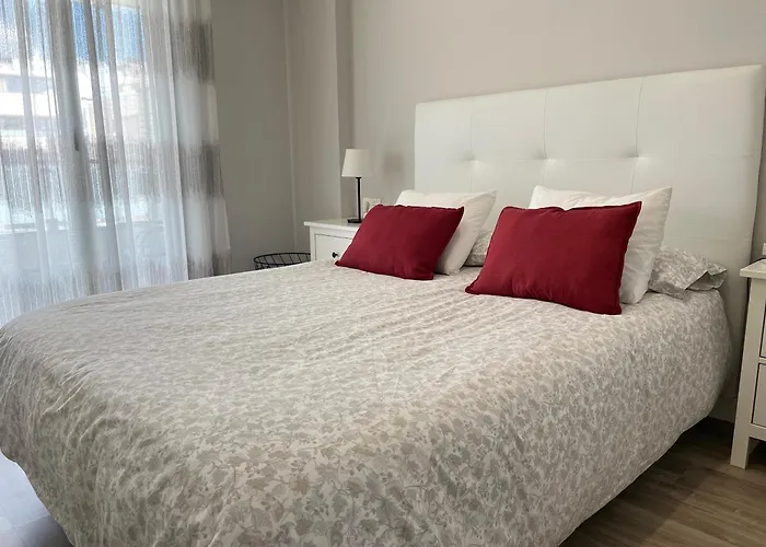 Alamos Breeze - 3br Next To The - Free Parking - Salt Pool Lägenhet