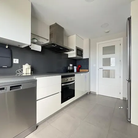 Alamos Breeze - 3br Next To The - Free Parking - Salt Pool Torremolinos