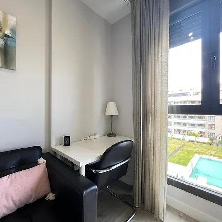 Alamos Breeze - Spacious 3br By The - Pool - Free Parking *