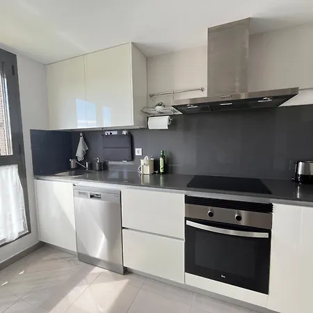 Alamos Breeze - Spacious 3br By The - Pool - Free Parking Torremolinos