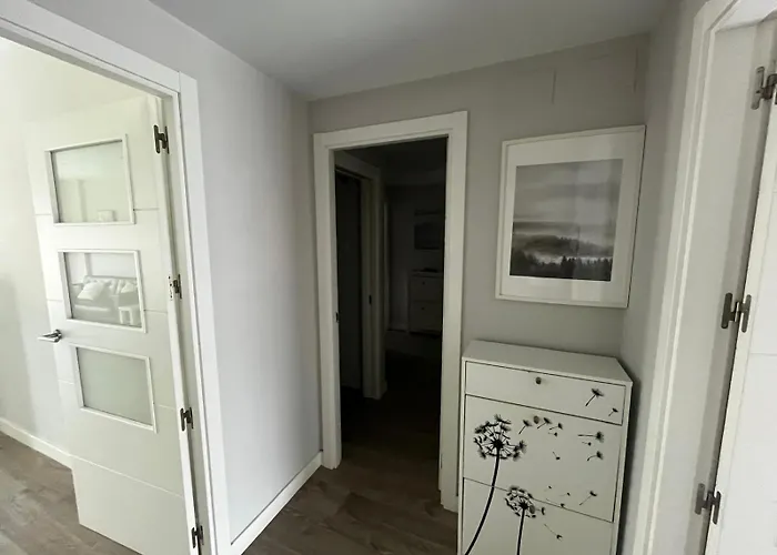 Alamos Breeze - 3br - Free Parking - Salt Pool - Next To The 토레몰리노스