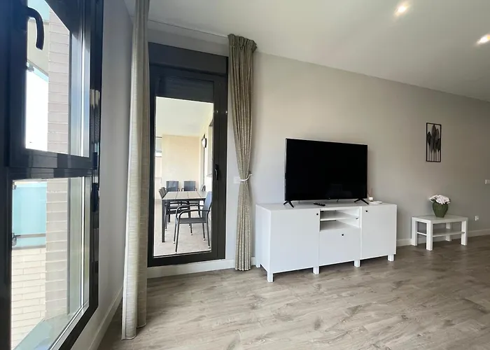 álamos Breeze - 3br - Free Parking - Salt Pool - Next To The *