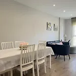 Apartmán Alamos Breeze - 3br Next To The - Free Parking - Salt Pool
